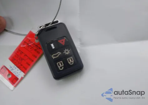 2012 Volvo Xc60 T6/T6 Platinum/T6 Premier Plus/T6 R-Design/T6 R-Design Platinum/T6 R-Design Premier Plus из США, поврежденный, VIN YV4902DZ6C2301387